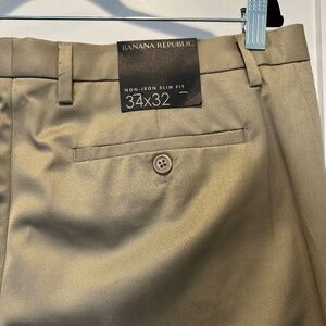 NWT | Men's Banana Republic Non-Iron Slim Fit Trousers